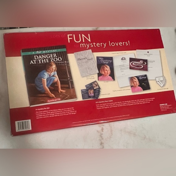 American Girl Kit's Mystery Party Board Game Host a Mystery Complete Set Sealed - Picture 5 of 6